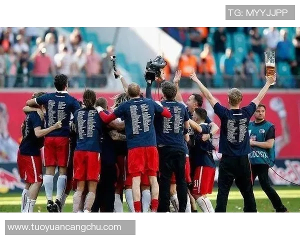 得累斯顿与菲尔特的精彩对决分析及赛季前景展望 得累斯顿与菲尔特的精彩对决分析及赛季前景展望